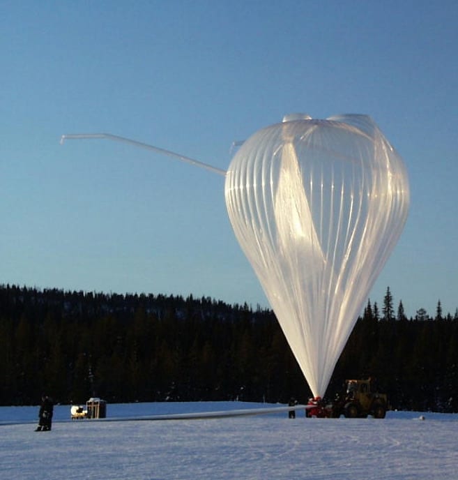 Image of Launch of a stratospheric balloon for Envisat atmospheric composition instruments validation in Kiruna, Sweden