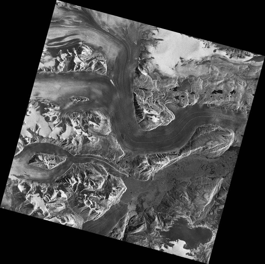 Tilted image of Greenland Glaciers Image R125279273G0S001 from ASF