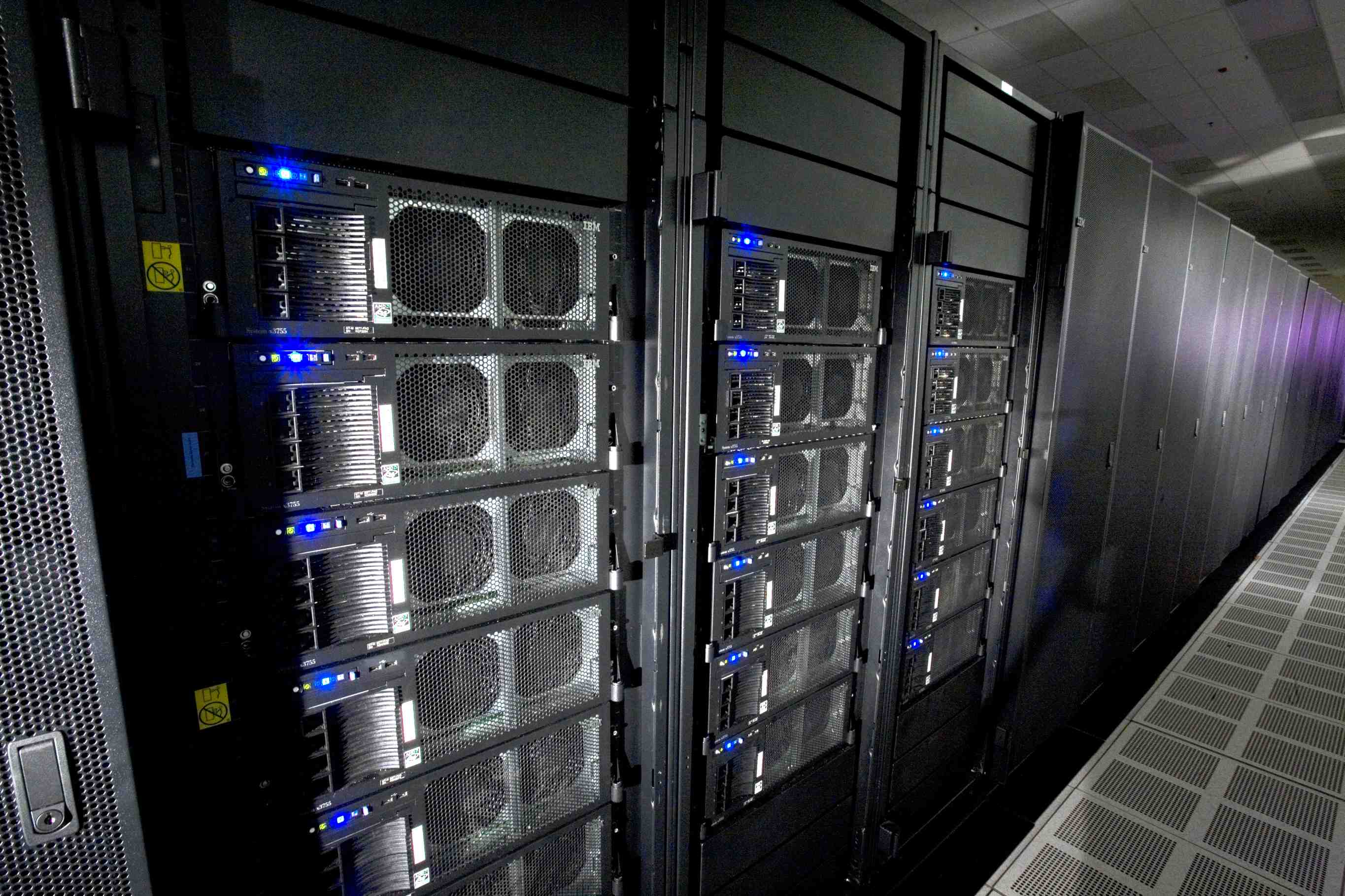 The Roadrunner Supercomputer at Los Alamos National Lab. Unless otherwise indicated, this information has been authored by an employee or employees of the Los Alamos National Security, LLC (LANS), operator of the Los Alamos National Laboratory under Contract No.DE-AC52-06NA253 with the U.S. Department of Energy
