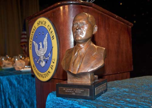 Image showing a bust of David Johnson. Image Source: National Space Club.