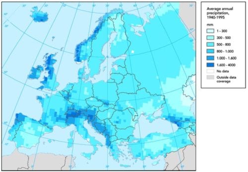 Map showing average annual precipitation in Europe over the period of 1940-1995