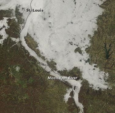 Image of fog over the missourie and mississippi rivers. Credit: NASA Earth OBservatory